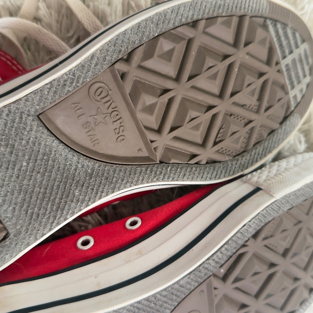 Converse Chuck Taylor All Star Red Canvas High Top Sneakers M 7 W 9 - Picture 11 of 14